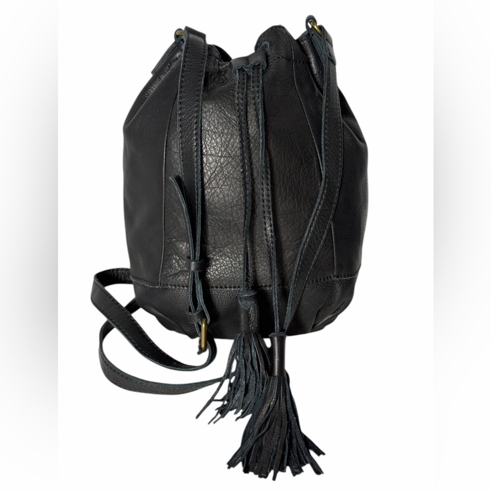 Lucky Brand Black Leather Bucket Crossbody Bag Tassel Shoulder Purse Boho